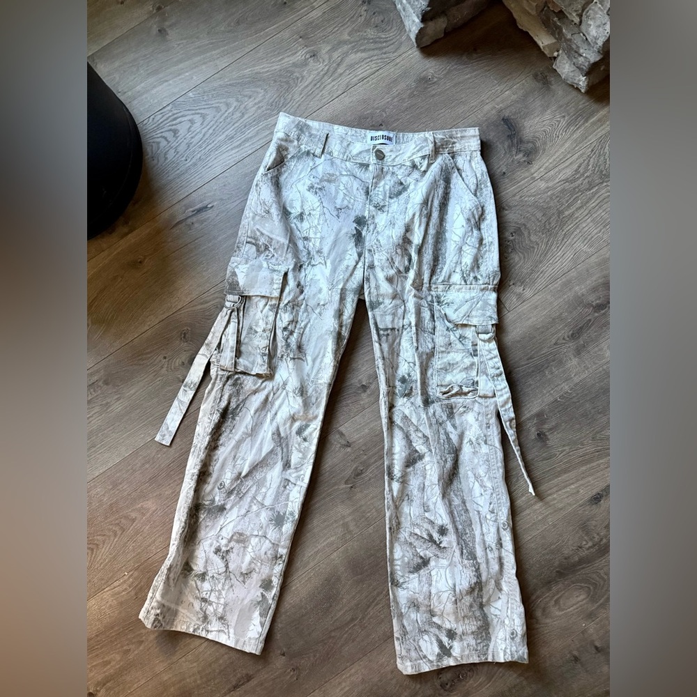 Women's Straight Leg Cargo Pants